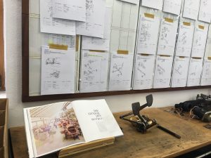 Restaurierungsplanung für den Porsche 912 auf der Werkbank.